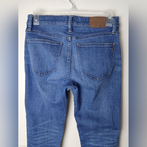 Madewell 9" high rise Skinny Distressed Med Wash Denim Size 26 EUC - Picture 9 of 11